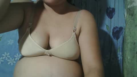 lady_love063 online show from January 23, 9:18 am