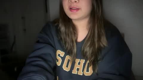 Aria online show from December 19, 3:52 pm