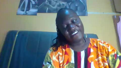 lindah32 online show from October 4, 12:41 am