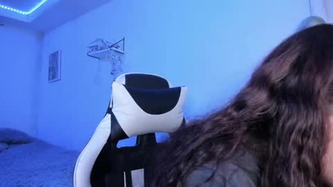  Lady  online show from November 28, 4:48 am