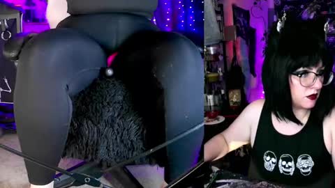 Snapshot of ladymarzanna chatting on September 16, 9:21 am Lady Marzanna online show from September 16, 9:21 am