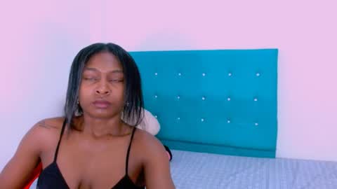 laura online show from January 4, 3:49 pm