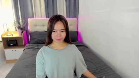 Snapshot of ladyrubelyn chatting on December 9, 6:01 am Ruby online show from December 9, 6:01 am