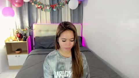 Snapshot of ladyrubelyn chatting on January 2, 8:39 am Ruby online show from January 2, 8:39 am