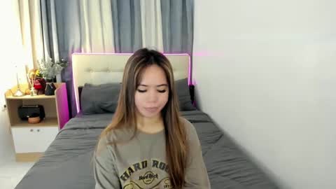 Snapshot of ladyrubelyn chatting on February 9, 6:22 am Ruby online show from February 9, 6:22 am