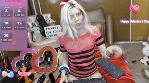 Snapshot of laflakita21 chatting on December 3, 12:02 am Skinnygirl online show from December 3, 12:02 am