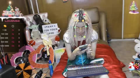 Snapshot of laflakita21 chatting on December 11, 11:54 pm Skinnygirl online show from December 11, 11:54 pm