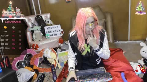 Snapshot of laflakita21 chatting on January 6, 5:08 am Skinnygirl online show from January 6, 5:08 am