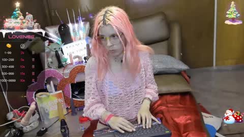 Snapshot of laflakita21 chatting on January 22, 3:20 am Skinnygirl online show from January 22, 3:20 am