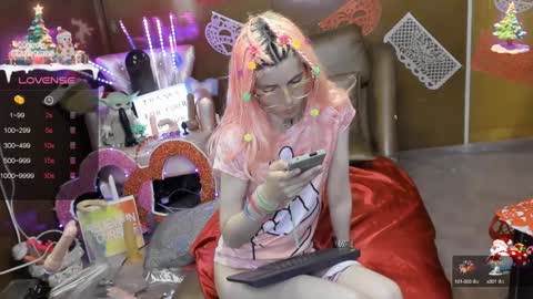 Snapshot of laflakita21 chatting on February 4, 2:07 am Skinnygirl online show from February 4, 2:07 am