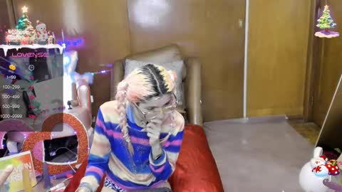 Snapshot of laflakita21 chatting on March 10, 1:01 am Skinnygirl online show from March 10, 1:01 am