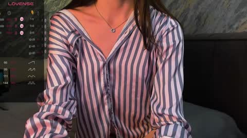 Bella online show from December 25, 11:33 am