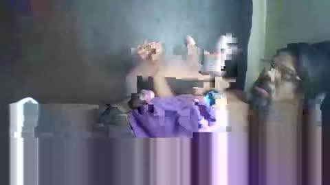 Snapshot of lagenovadura chatting on December 16, 2:05 pm La Genova esta Dura beard boy male dick mastubate latinosexy latinohot latino glasses mature strong stronglegs online show from December 16, 2:05 pm