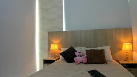 Laia Cruz online show from October 30, 7:14 pm