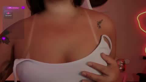 lalablack1_ online show from October 30, 12:23 am