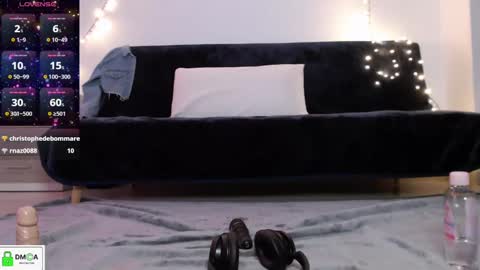 Lola online show from February 19, 6:43 pm