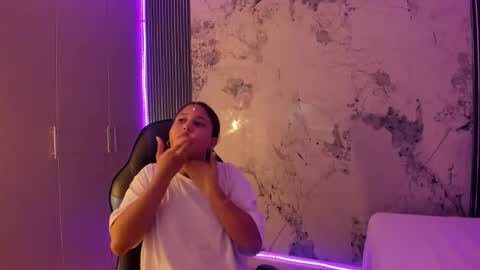 Laura online show from September 9, 12:05 pm