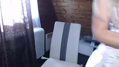 LaMadrina006 online show from October 14, 7:53 am