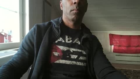 Snapshot of lamanta72 chatting on October 2, 6:53 am lamanta72 online show from October 2, 6:53 am