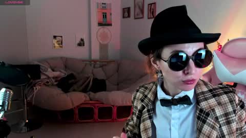 Snapshot of lana__may chatting on December 4, 8:34 am just call me Lana and her security online show from December 4, 8:34 am