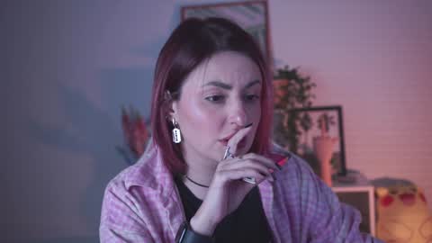 Snapshot of lana__may chatting on December 21, 5:40 pm just call me Lana and her security online show from December 21, 5:40 pm