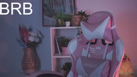 Snapshot of lana__may chatting on December 22, 2:49 pm just call me Lana and her security online show from December 22, 2:49 pm