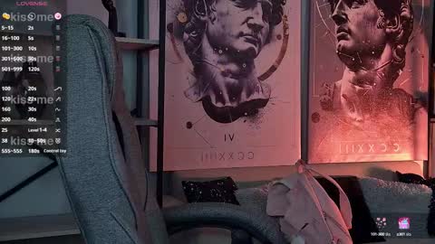 Snapshot of lana__may chatting on October 3, 11:07 am just call me Lana and her security online show from October 3, 11:07 am