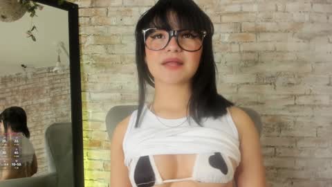  Lana  online show from January 8, 11:32 am