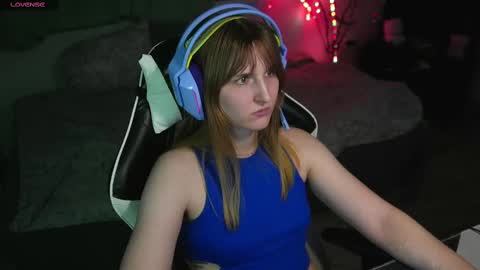 Snapshot of lana_del_kay chatting on February 16, 1:49 pm Kay online show from February 16, 1:49 pm