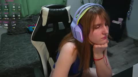 Snapshot of lana_del_kay chatting on March 11, 7:25 pm Kay online show from March 11, 7:25 pm