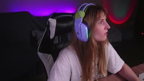 Snapshot of lana_del_kay chatting on September 12, 9:59 pm Kay online show from September 12, 9:59 pm