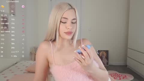 Lana online show from December 11, 11:32 pm