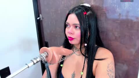 Lana online show from February 11, 12:05 pm