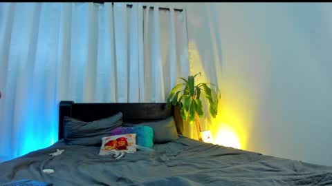 Snapshot of lanaa_paul1 chatting on February 3, 12:14 pm emma online show from February 3, 12:14 pm