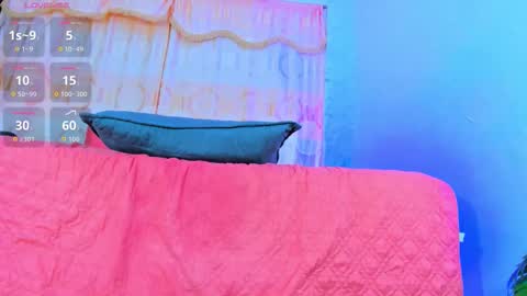 Snapshot of lanaa_paul1 chatting on October 17, 9:39 pm emma online show from October 17, 9:39 pm