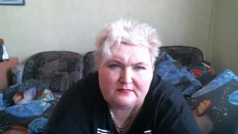 lanacat555 online show from February 21, 11:11 am