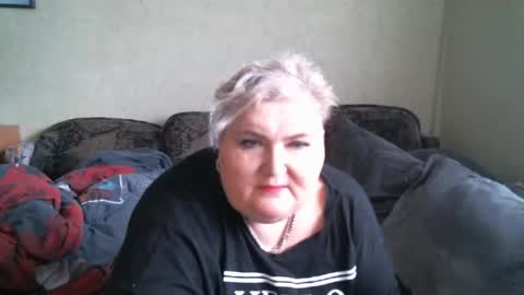 lanacat555 online show from March 3, 10:06 am