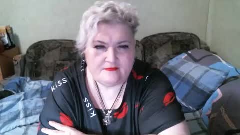 lanacat555 online show from September 17, 12:12 am