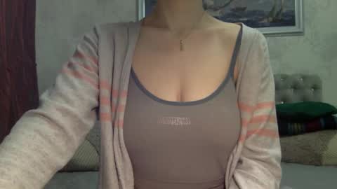 langoria online show from November 6, 5:58 pm