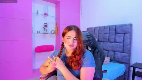 lanna1_ online show from September 10, 12:49 pm