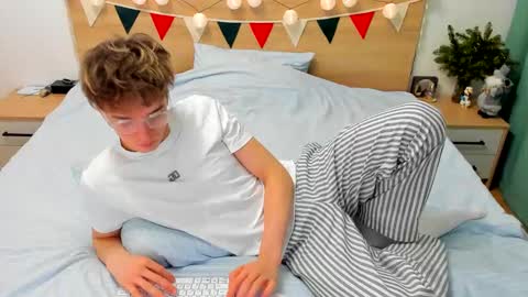 Fandi online show from January 3, 12:19 pm