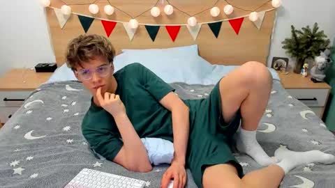 Fandi online show from January 6, 4:02 pm