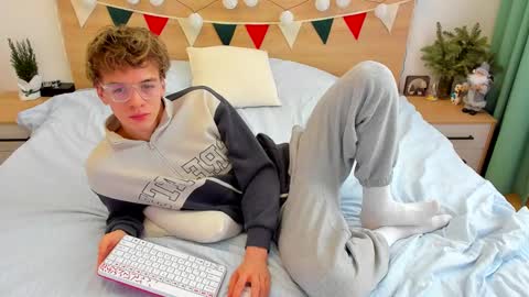 Fandi online show from January 15, 8:51 am