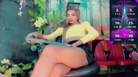 Lara Brunette  online show from December 6, 5:33 pm