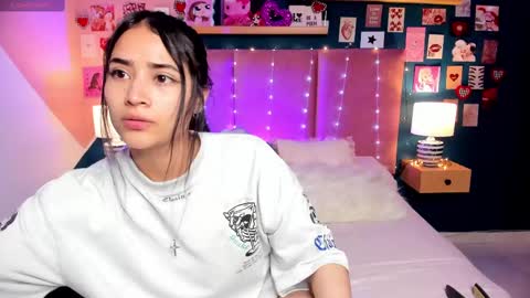 Lara Madisson online show from February 17, 11:31 pm