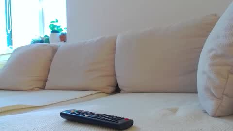 Snapshot of larakanes chatting on December 16, 10:53 am LaraKanes online show from December 16, 10:53 am