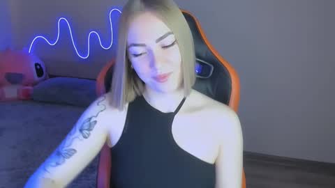 LaraKrein lk online show from November 15, 10:45 am