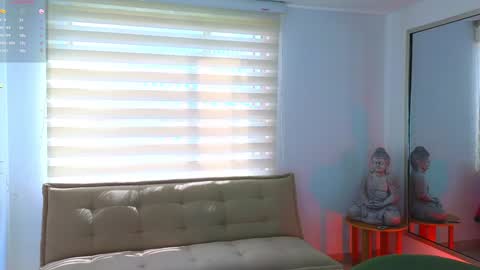 Lara  online show from December 11, 4:09 pm