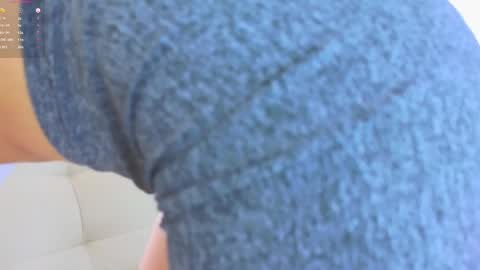 Lara  online show from February 9, 6:26 pm