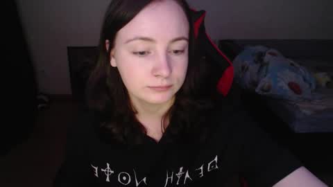 Laralianna online show from December 14, 3:50 pm